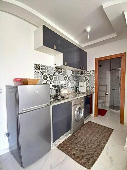 Appartement Center De Gueliz Avec Piscine *